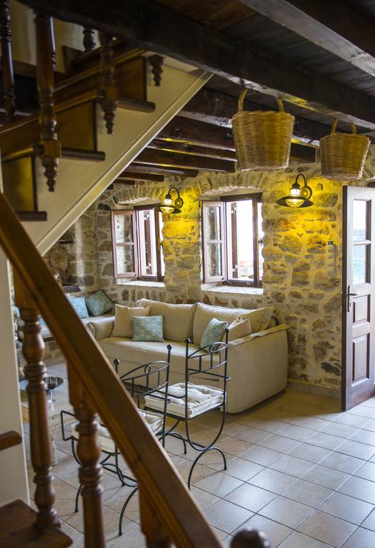 Halkis Muses Villa Екстериор снимка