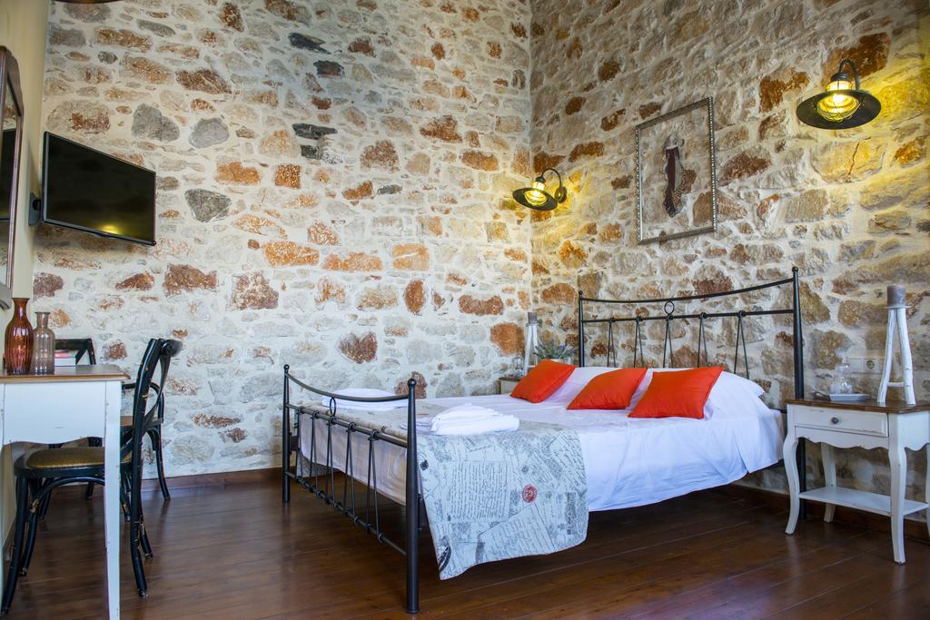 Halkis Muses Villa Екстериор снимка