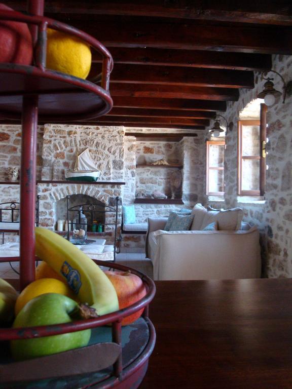 Halkis Muses Villa Екстериор снимка